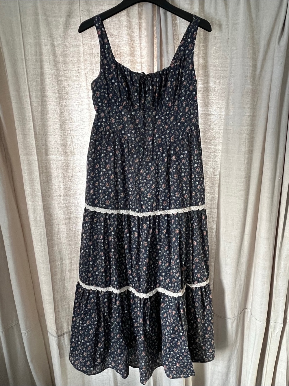 Women’s Navy Floral Tiered Sundress with Lace Trim